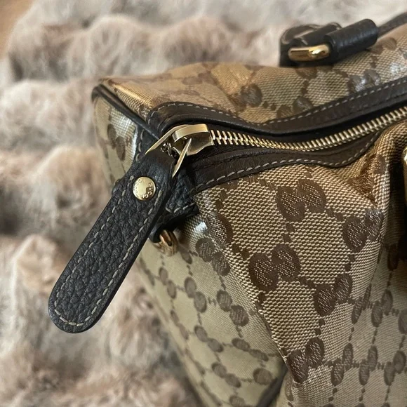 Selling my own Gucci Bag